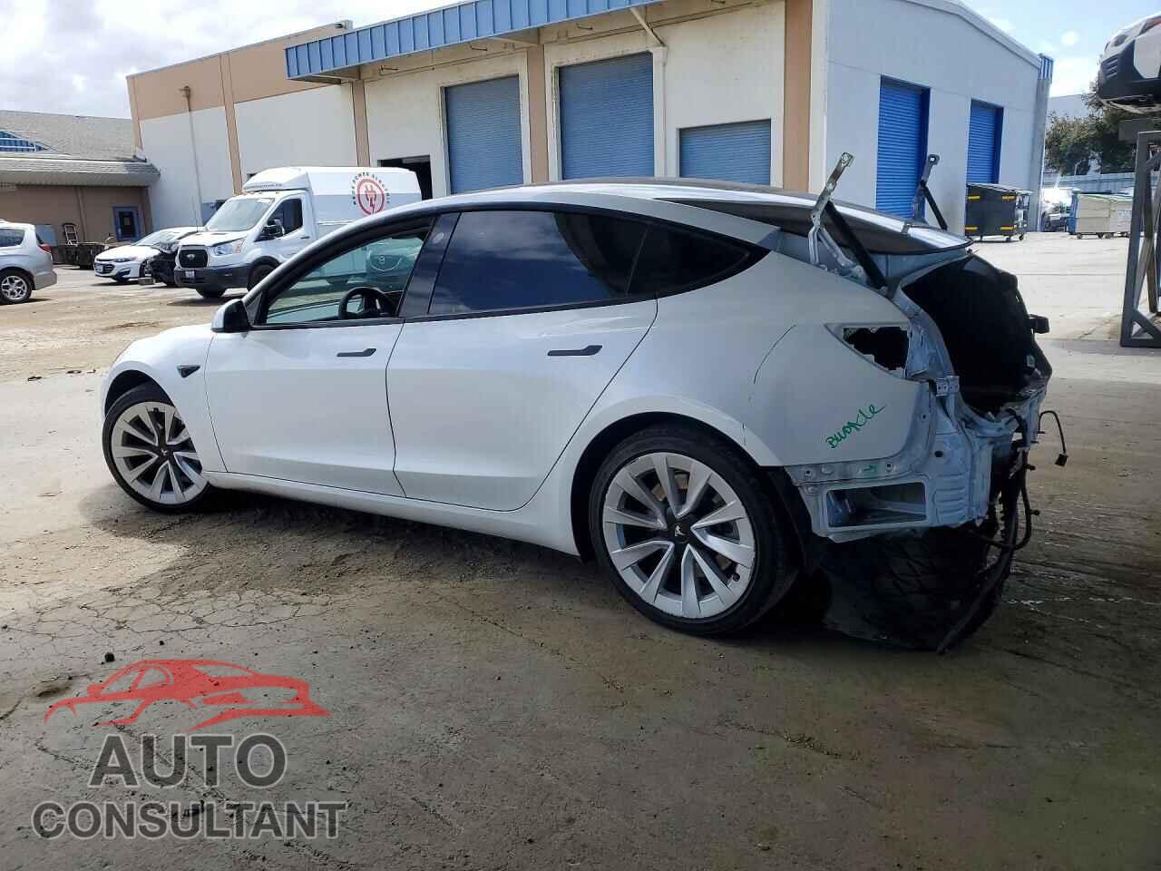 TESLA MODEL 3 2021 - 5YJ3E1EB6MF980453