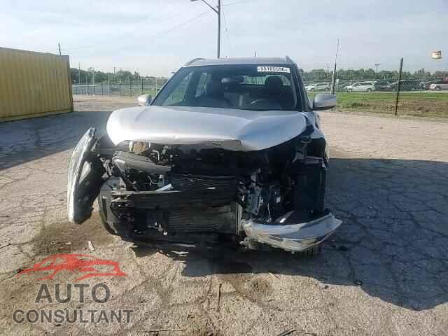 NISSAN KICKS 2019 - 3N1CP5CU3KL550175