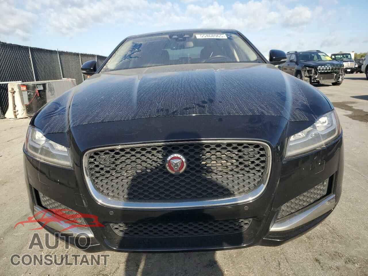 JAGUAR XF 2017 - SAJBD4BN8HCY42657