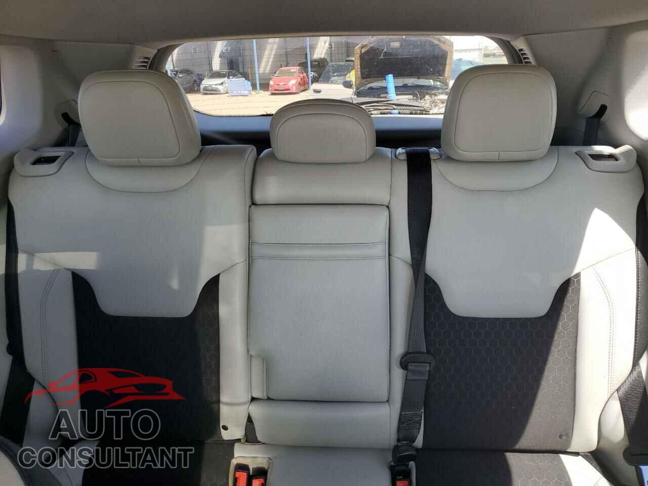 JEEP COMPASS 2017 - 3C4NJDBB5HT688715