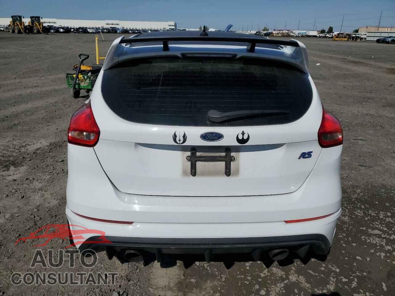 FORD FOCUS 2017 - WF0DP3TH9H4125693