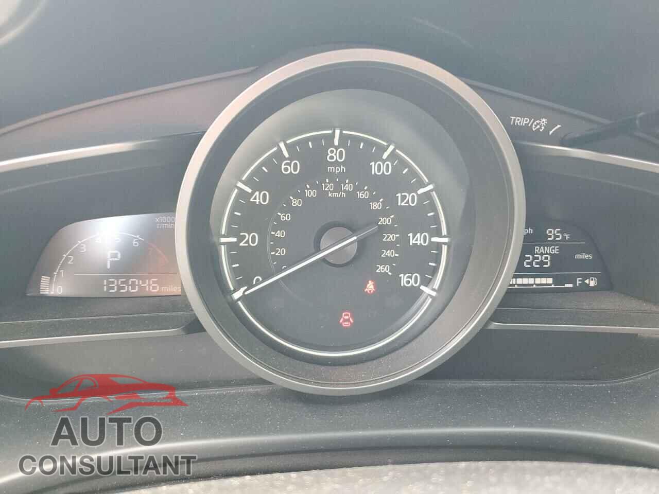 MAZDA 3 2017 - 3MZBN1L72HM150657
