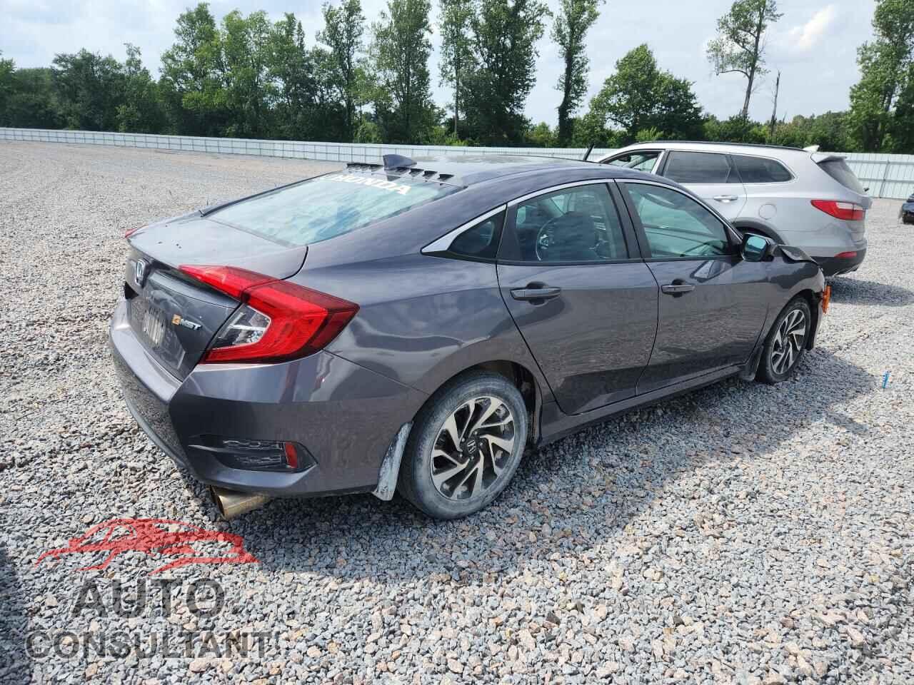 HONDA CIVIC 2017 - 19XFC2F79HE060430