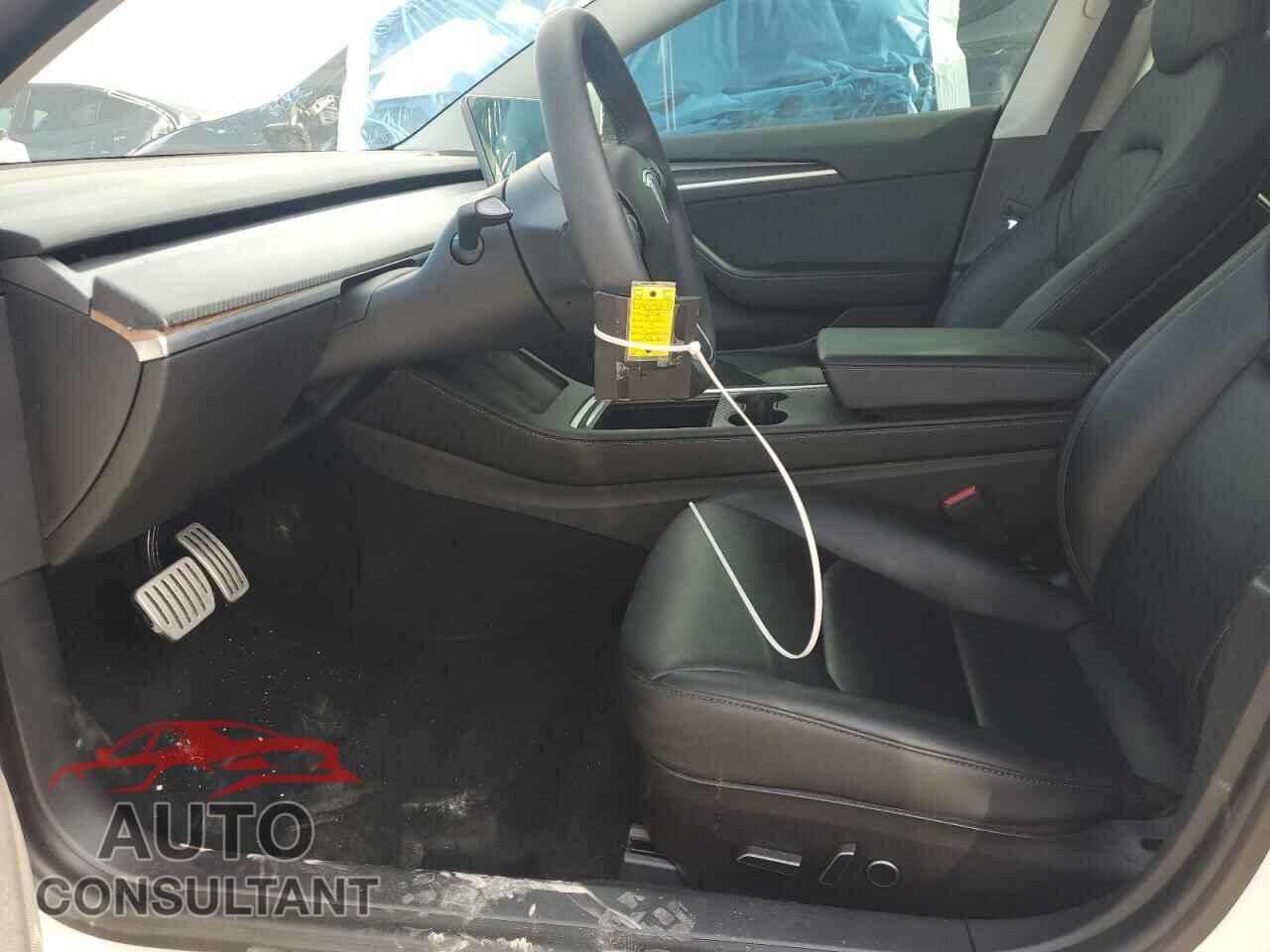 TESLA MODEL 3 2021 - 5YJ3E1EC3MF984923