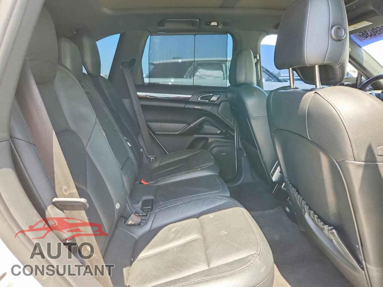 PORSCHE CAYENNE 2014 - WP1AE2A23ELA51210
