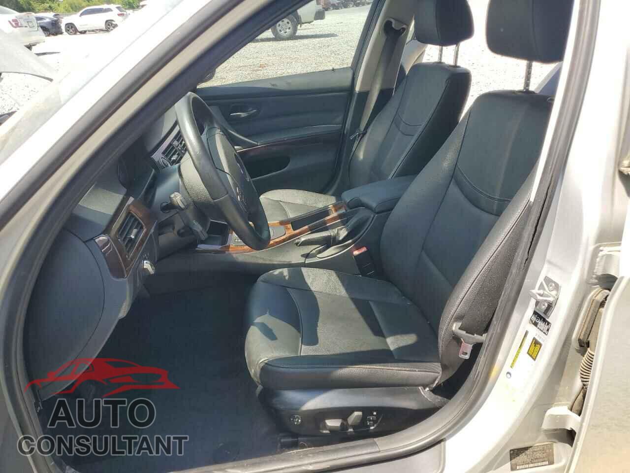 BMW 3 SERIES 2011 - WBAPH7C54BE850952