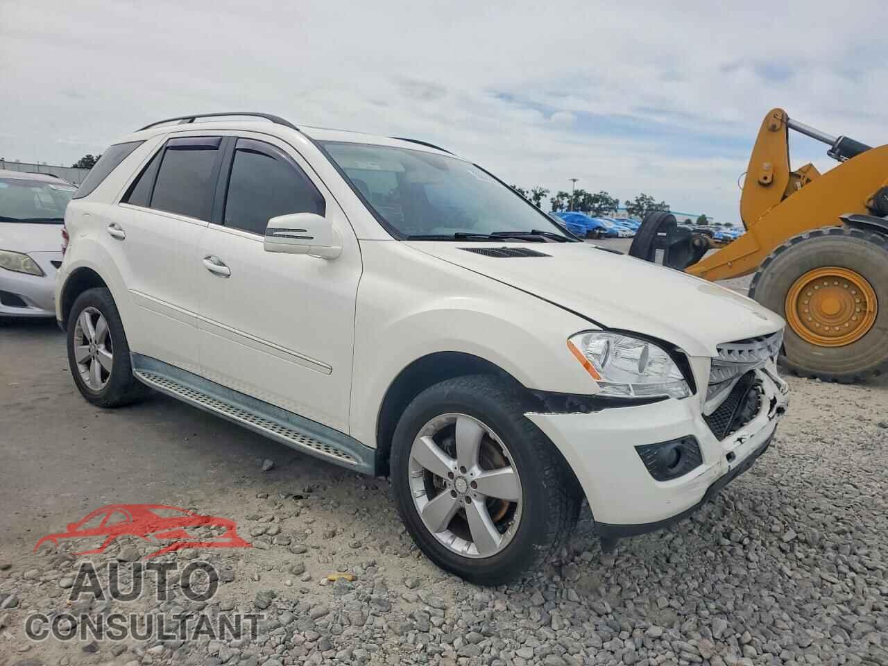 MERCEDES-BENZ M-CLASS 2011 - 4JGBB5GB3BA657410