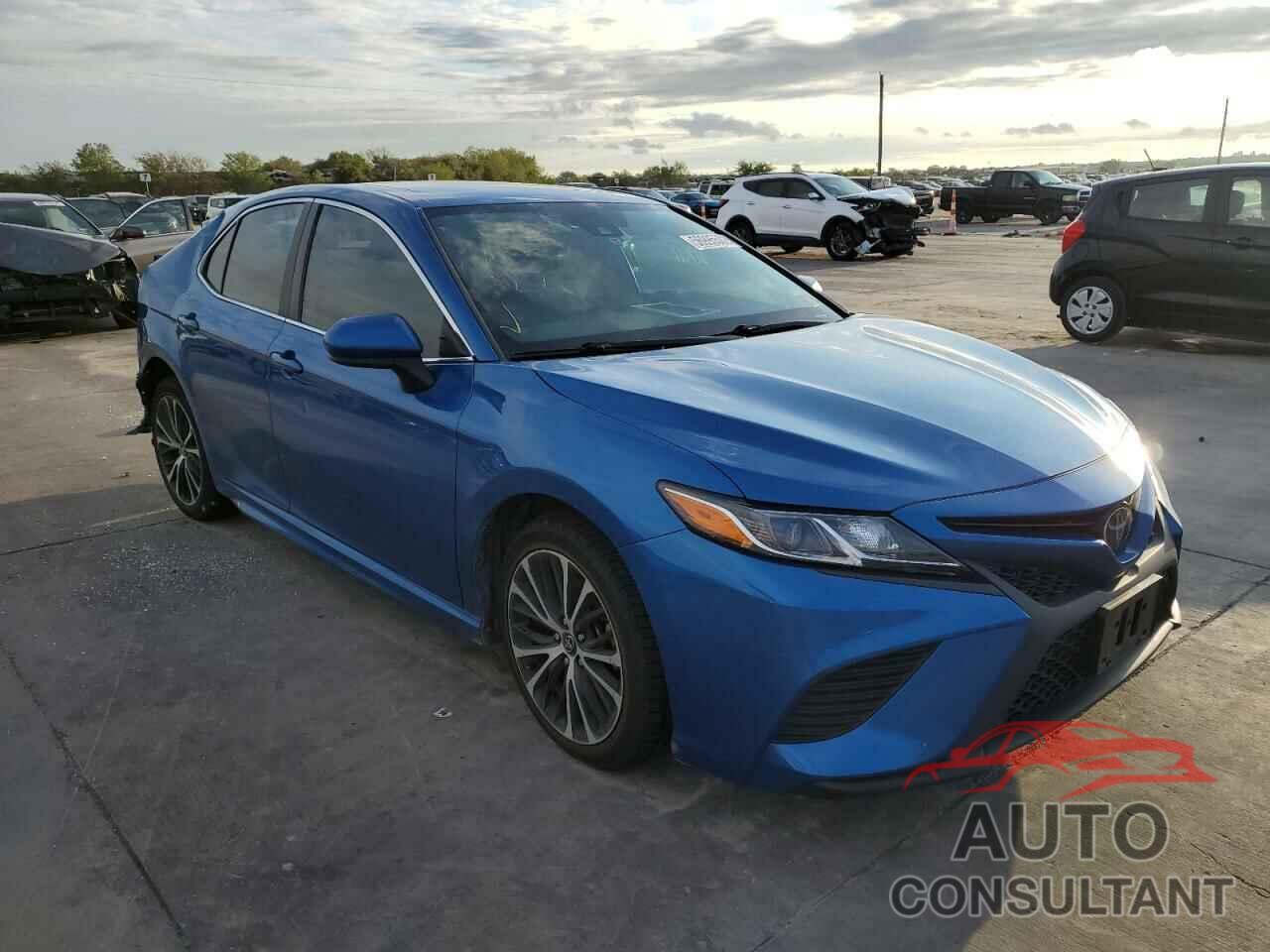 TOYOTA CAMRY 2020 - 4T1G11AK2LU311441