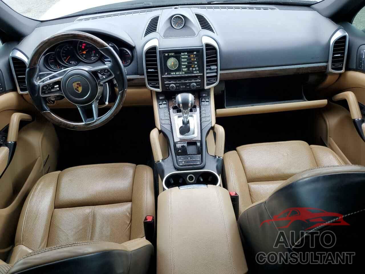 PORSCHE CAYENNE 2016 - WP1AA2A23GKA14940