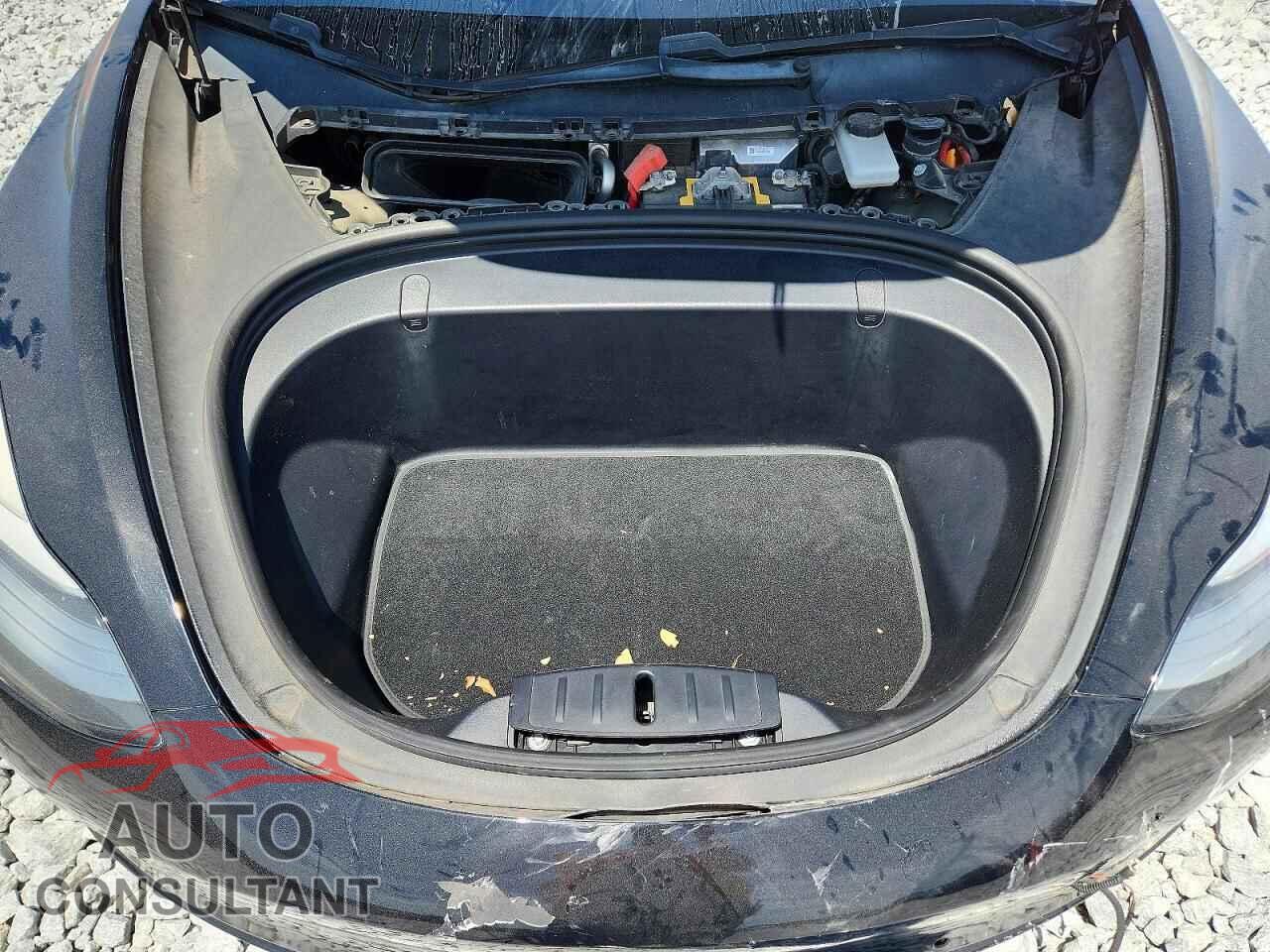 TESLA MODEL 3 2018 - 5YJ3E1EA2JF156646