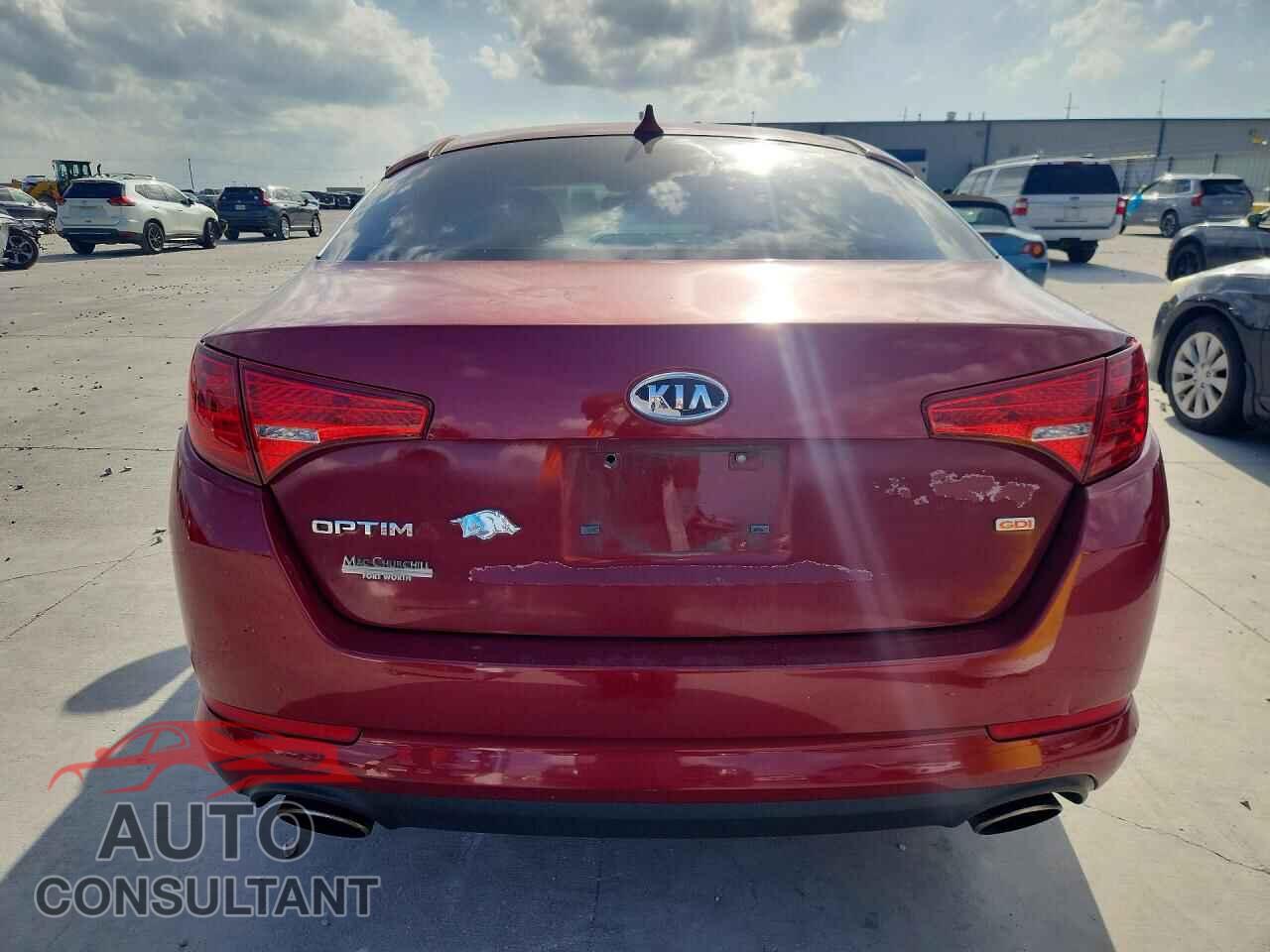 KIA OPTIMA 2011 - KNAGM4A78B5091009