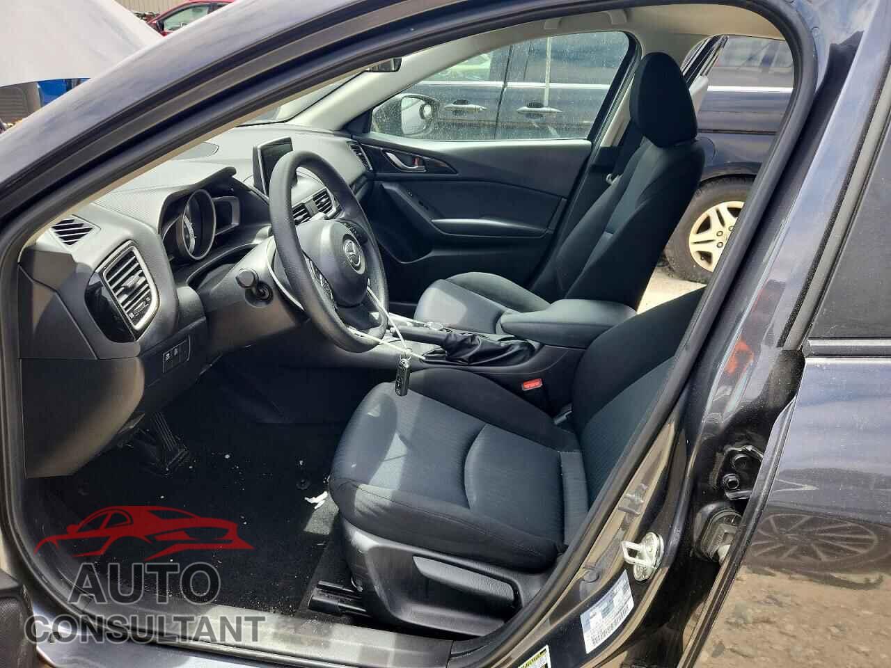 MAZDA 3 2016 - 3MZBM1J73GM320111