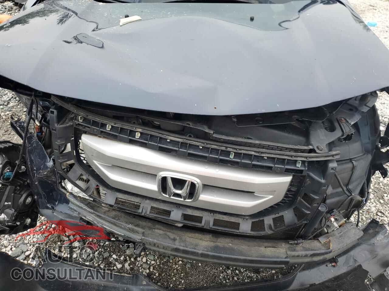 HONDA PILOT 2011 - 5FNYF4H58BB030568