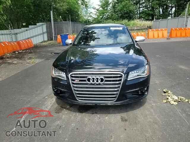 AUDI S8 2013 - WAUD2AFD1DN026673