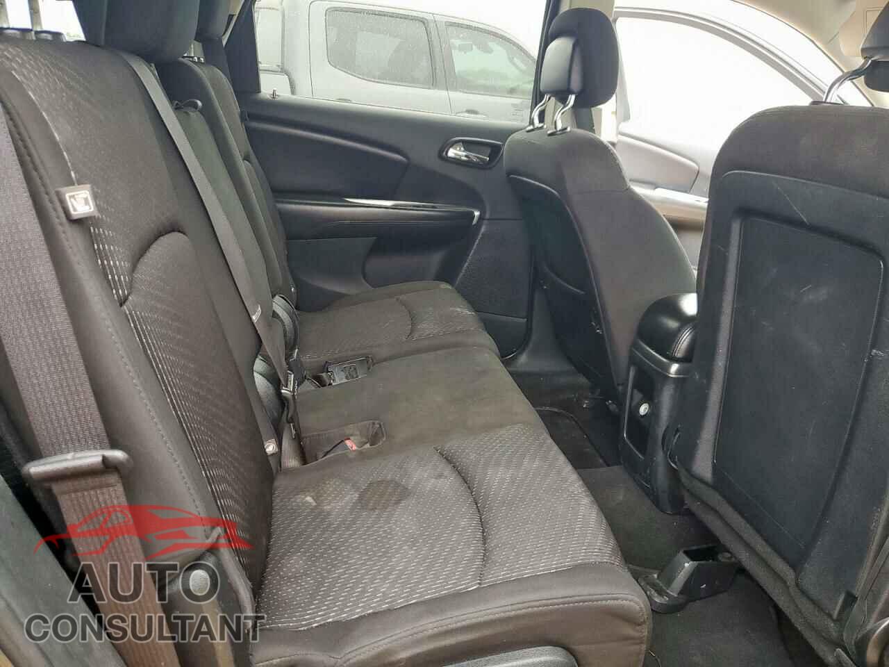 DODGE JOURNEY 2015 - 3C4PDCBG3FT581312