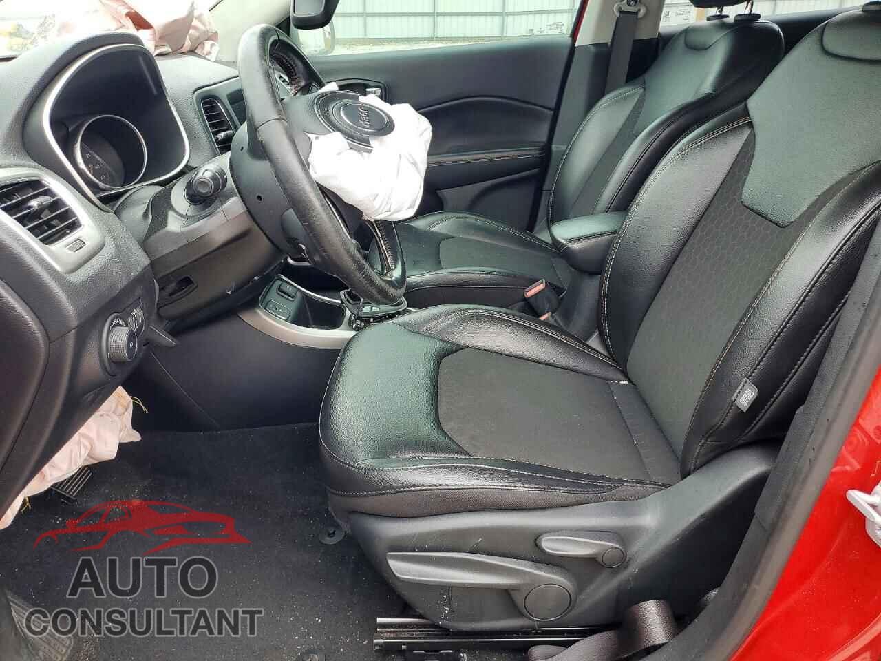 JEEP COMPASS 2019 - 3C4NJCBB2KT833050