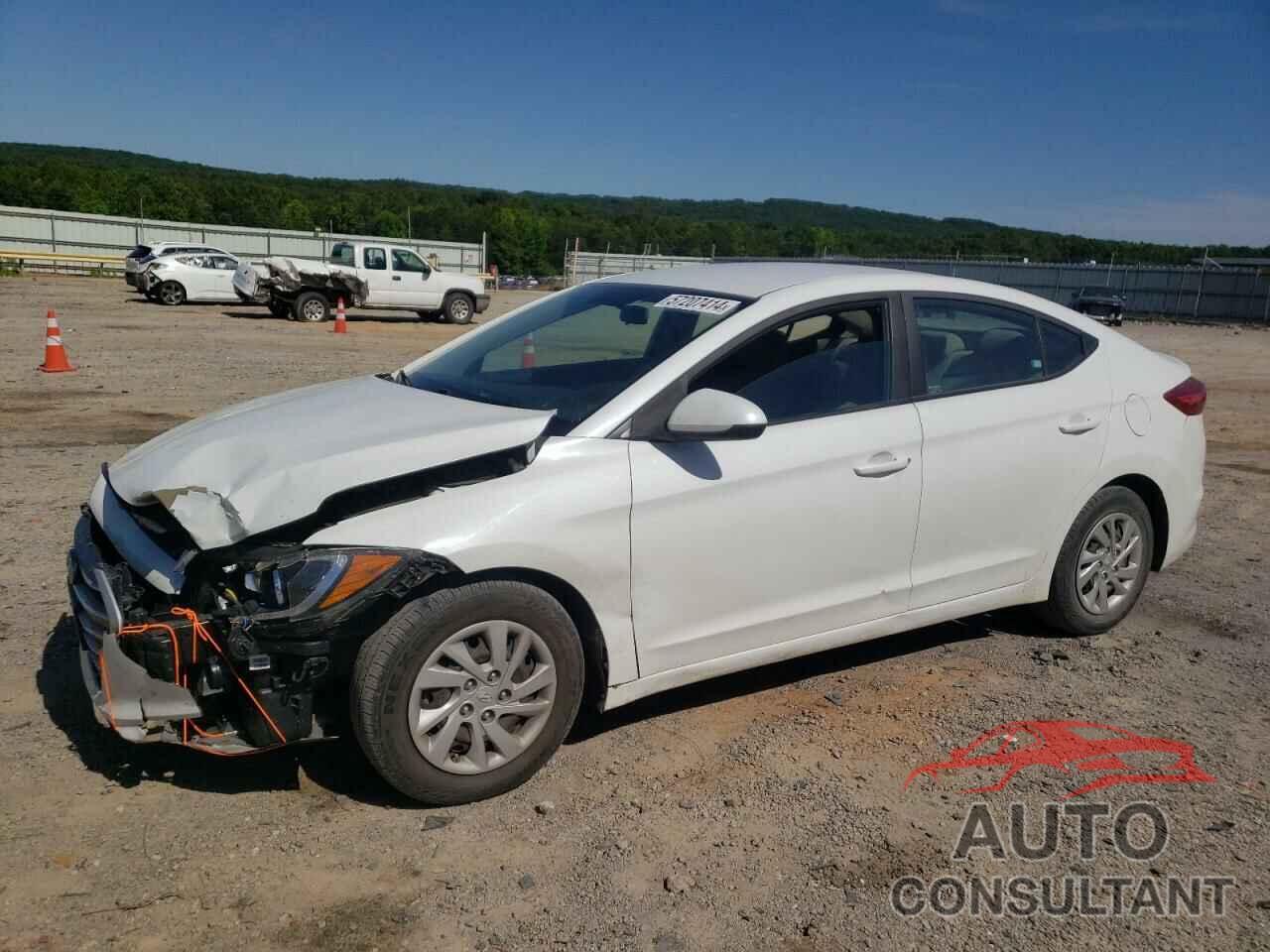 HYUNDAI ELANTRA 2018 - 5NPD74LF2JH266645