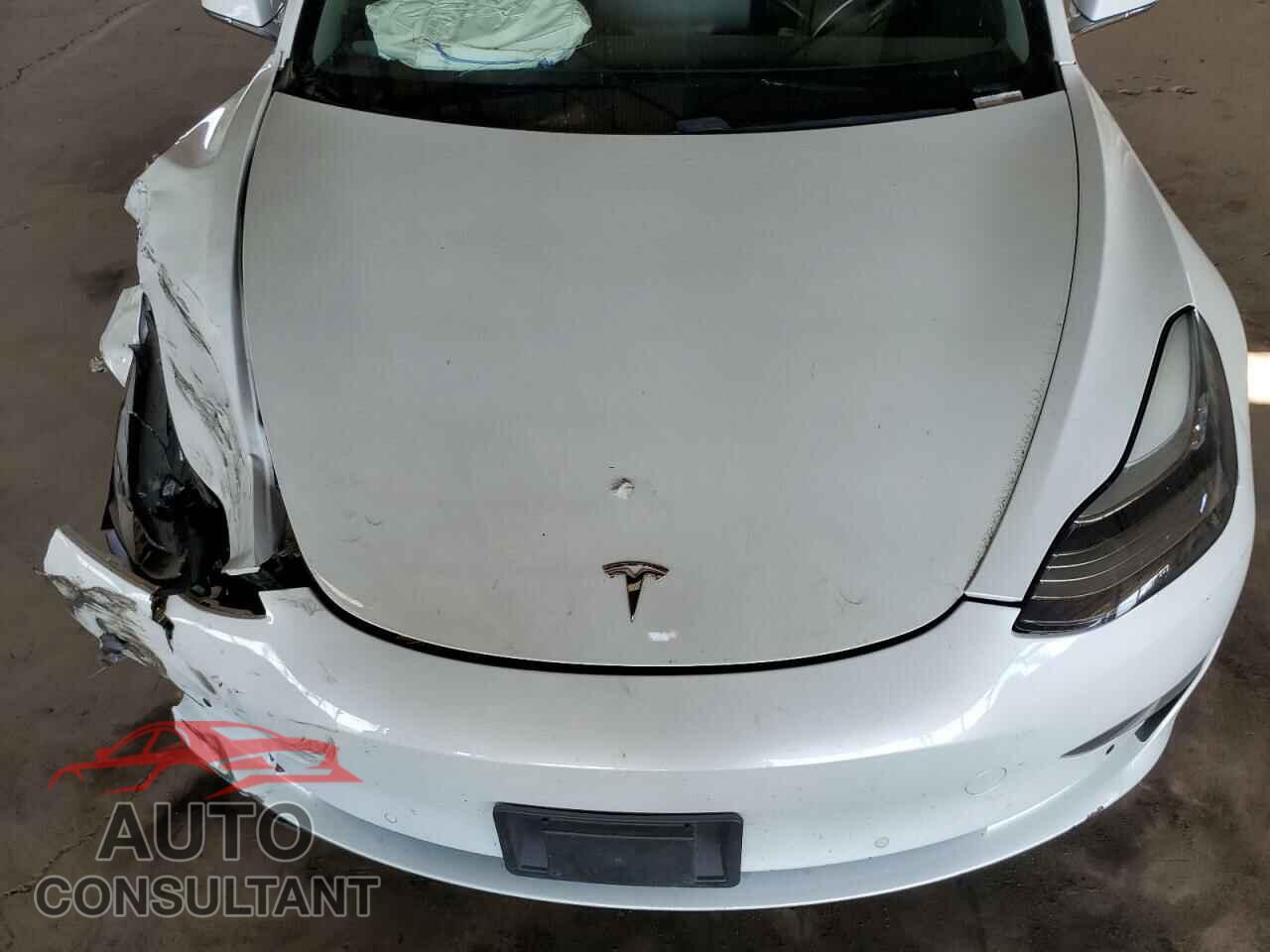 TESLA MODEL 3 2018 - 5YJ3E1EA1JF164639