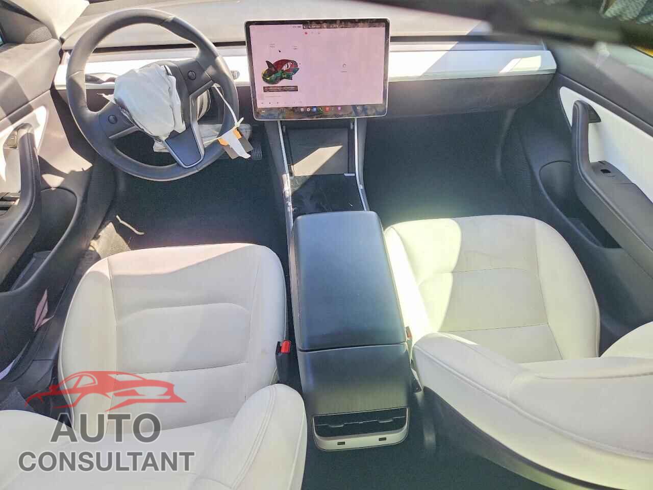 TESLA MODEL 3 2020 - 5YJ3E1EAXLF615280