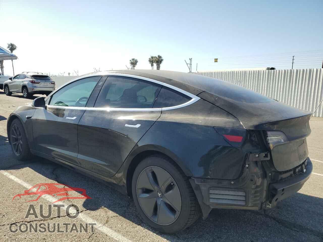 TESLA MODEL 3 2018 - 5YJ3E1EA8JF123005