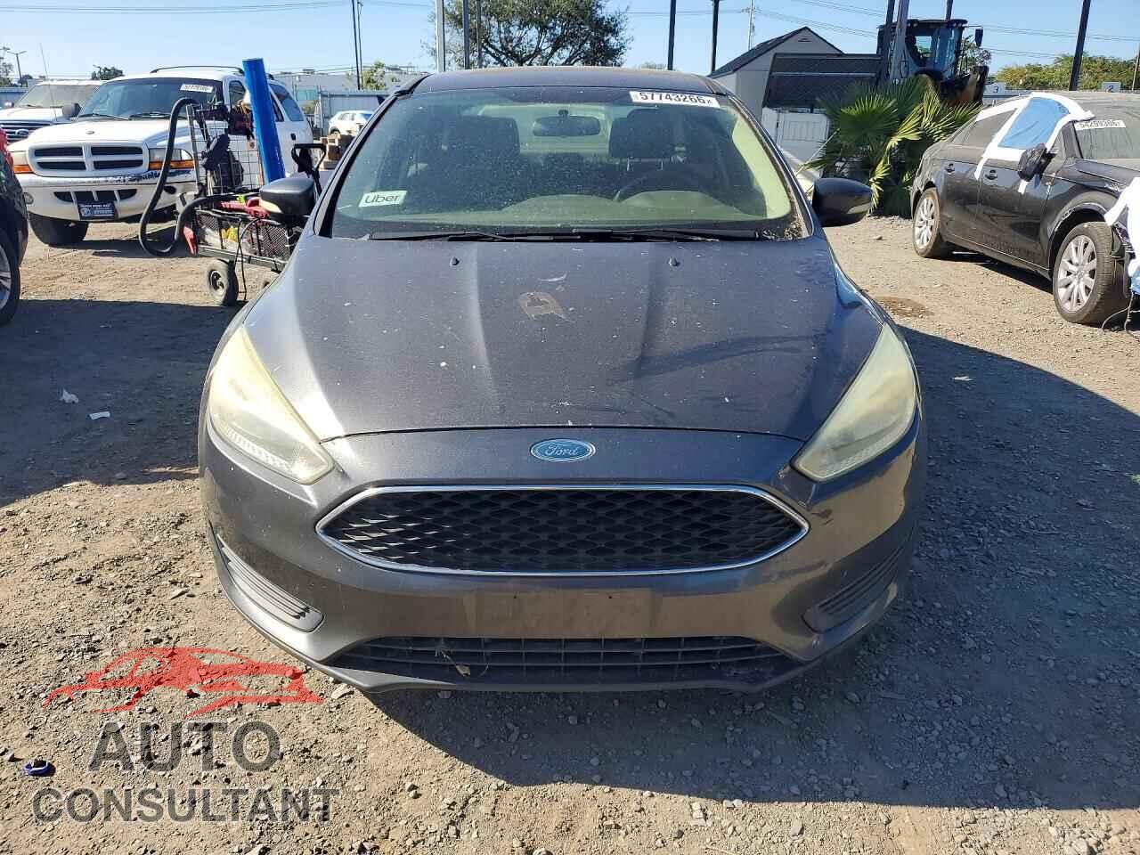 FORD FOCUS 2015 - 1FADP3F25FL358103