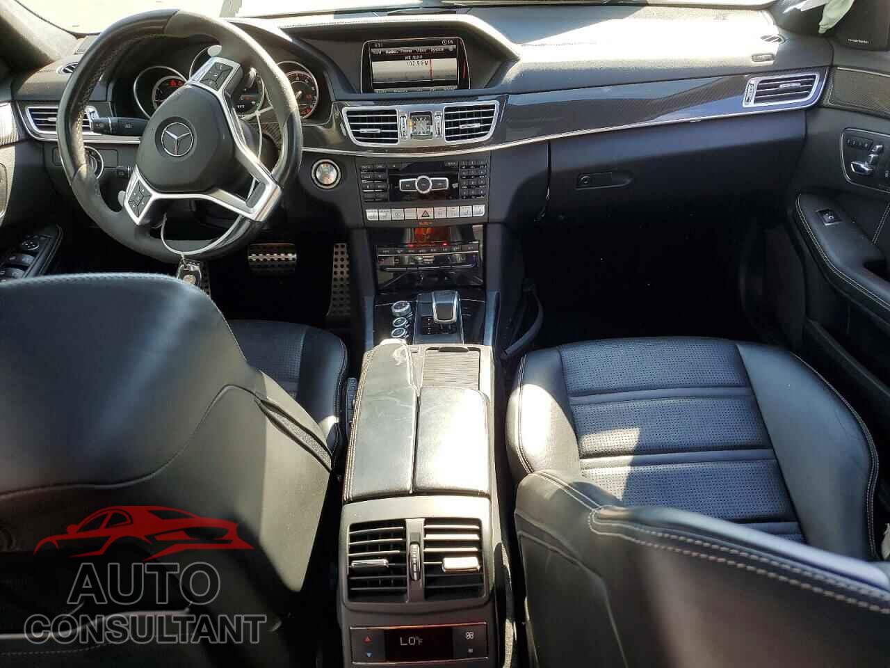 MERCEDES-BENZ E-CLASS 2015 - WDDHF7GB8FB091703