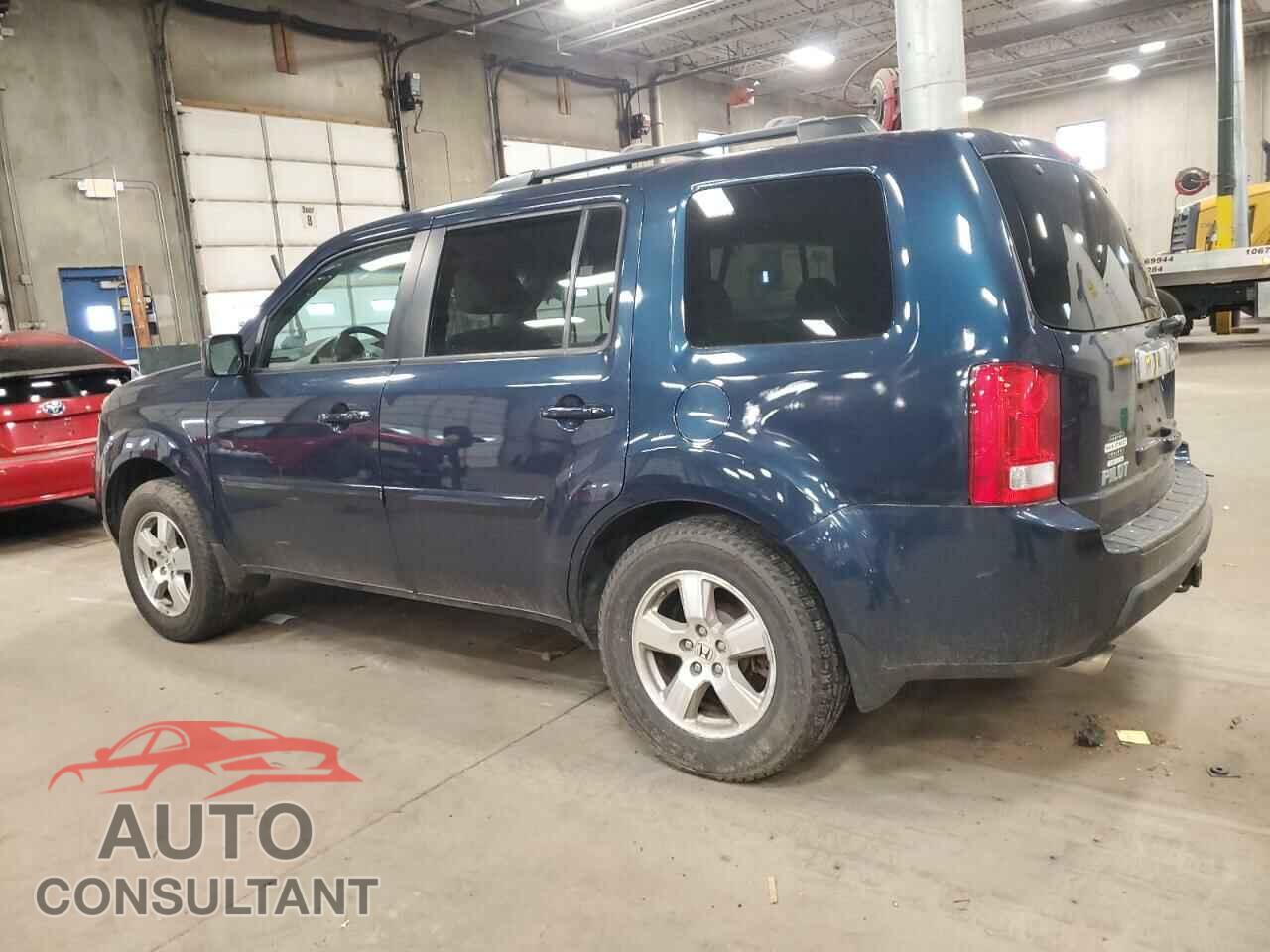 HONDA PILOT 2011 - 5FNYF4H63BB075880