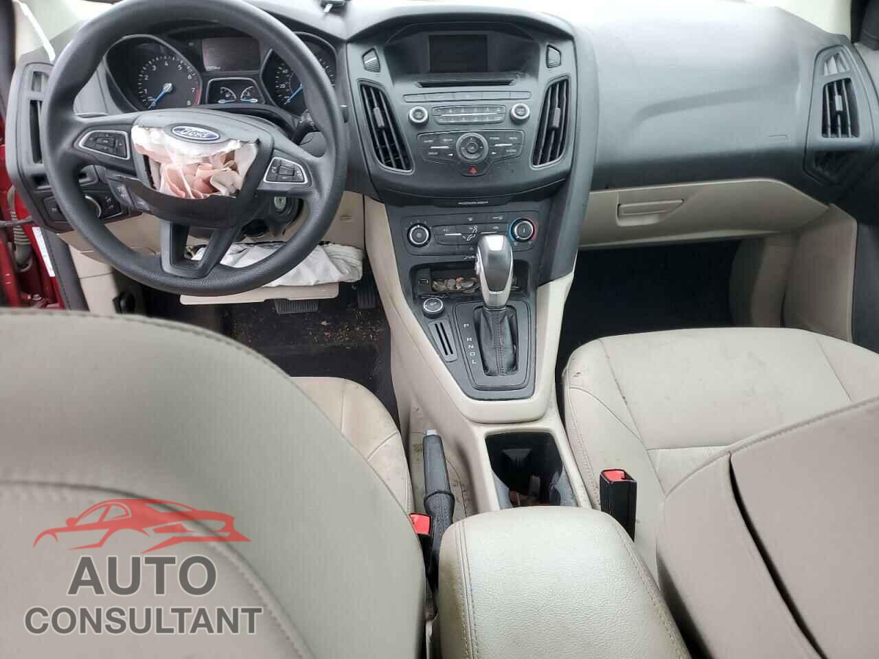 FORD FOCUS 2016 - 1FADP3F26GL208874