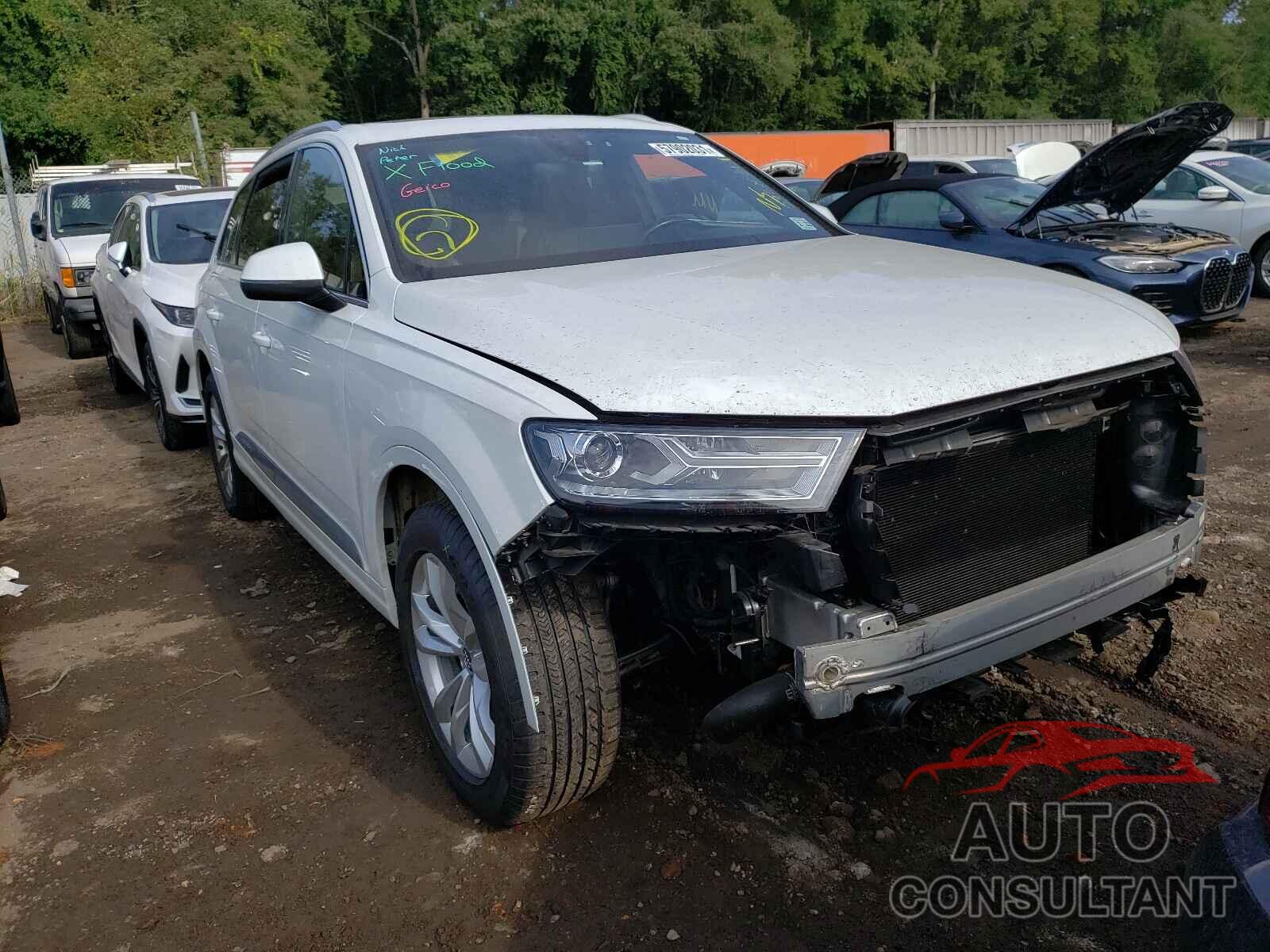 AUDI Q7 2017 - WA1LHAF71HD037525