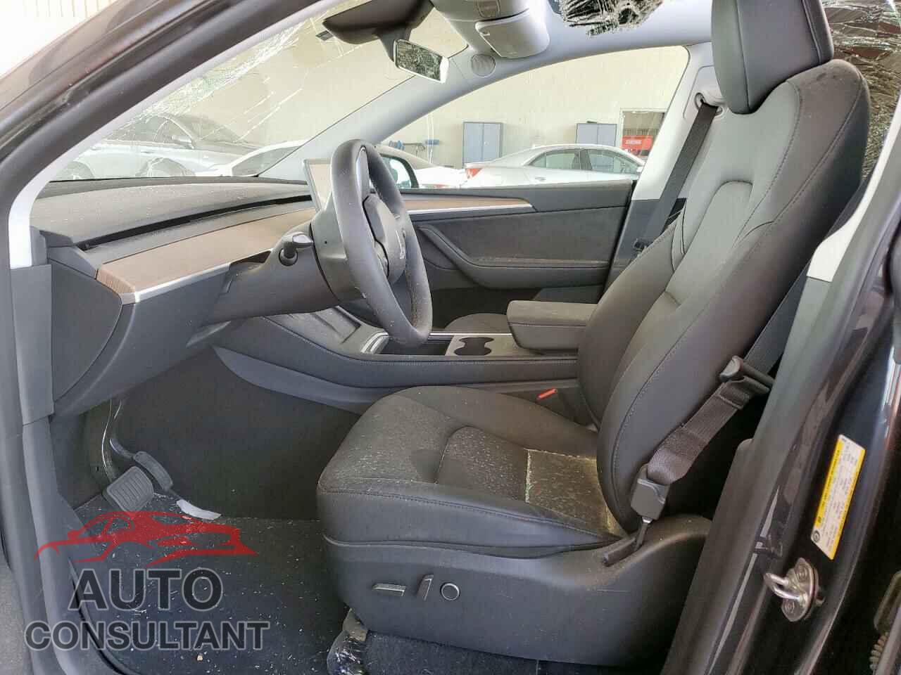TESLA MODEL Y 2024 - 7SAYGDED2RA304558