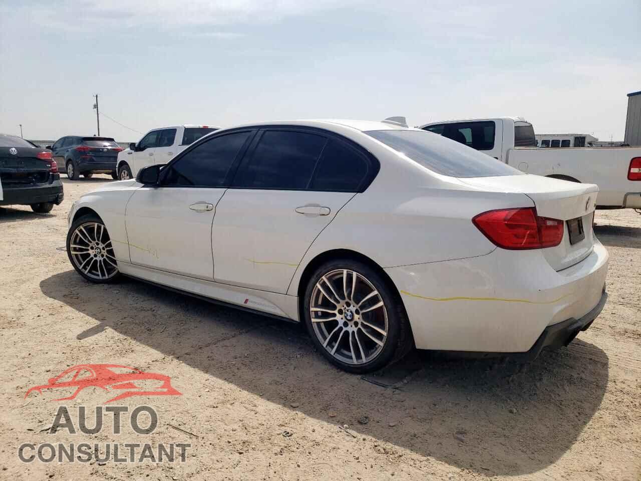 BMW 3 SERIES 2013 - WBA3A9C52DF475042