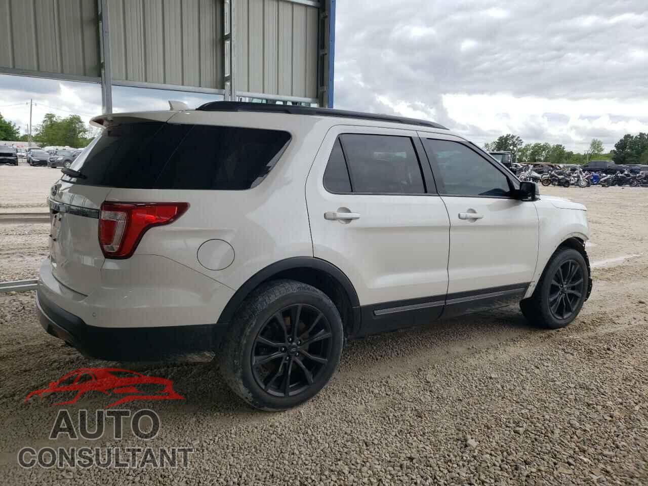 FORD EXPLORER 2017 - 1FM5K8D82HGC85605