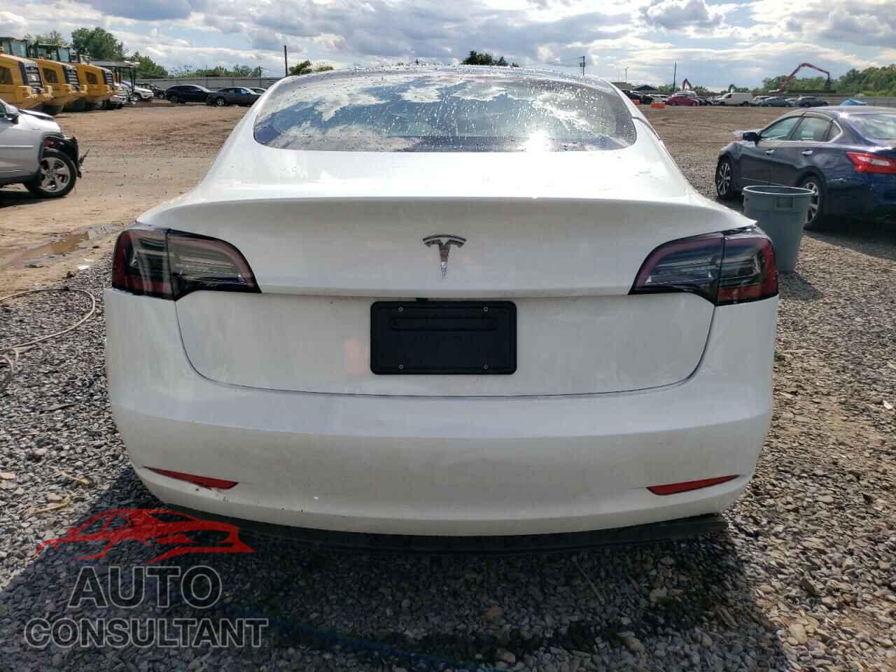 TESLA MODEL 3 2023 - 5YJ3E1EA3PF570320