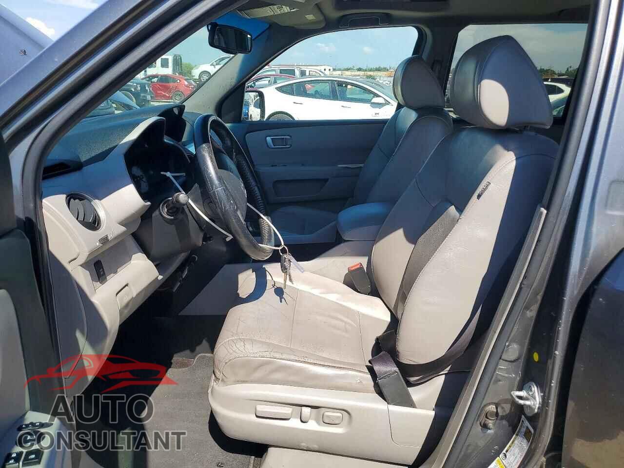 HONDA PILOT 2011 - 5FNYF4H72BB014948
