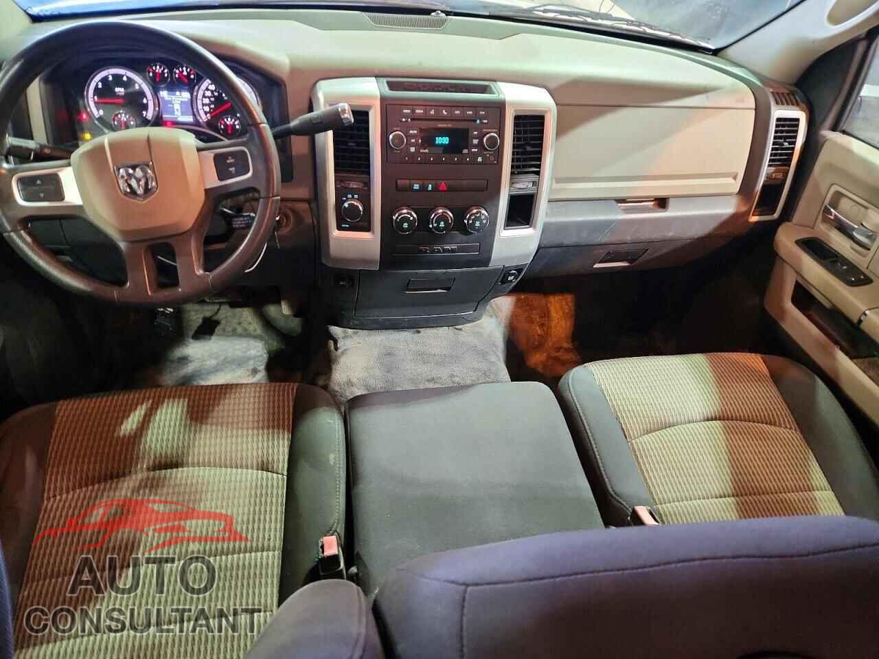 DODGE RAM 1500 2011 - 1D7RV1GP1BS580552