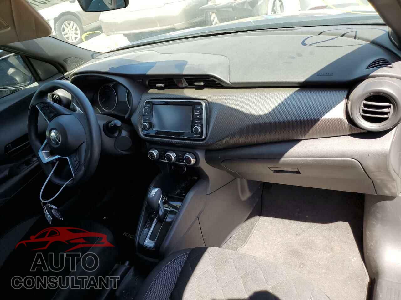 NISSAN KICKS 2020 - 3N1CP5BVXLL507108