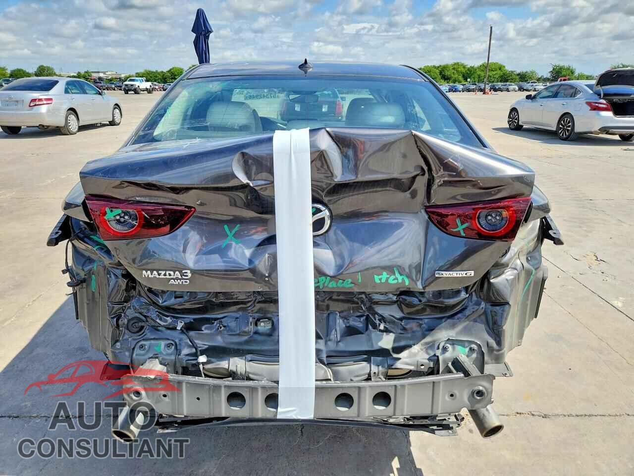 MAZDA 3 2019 - JM1BPBEM7K1132505