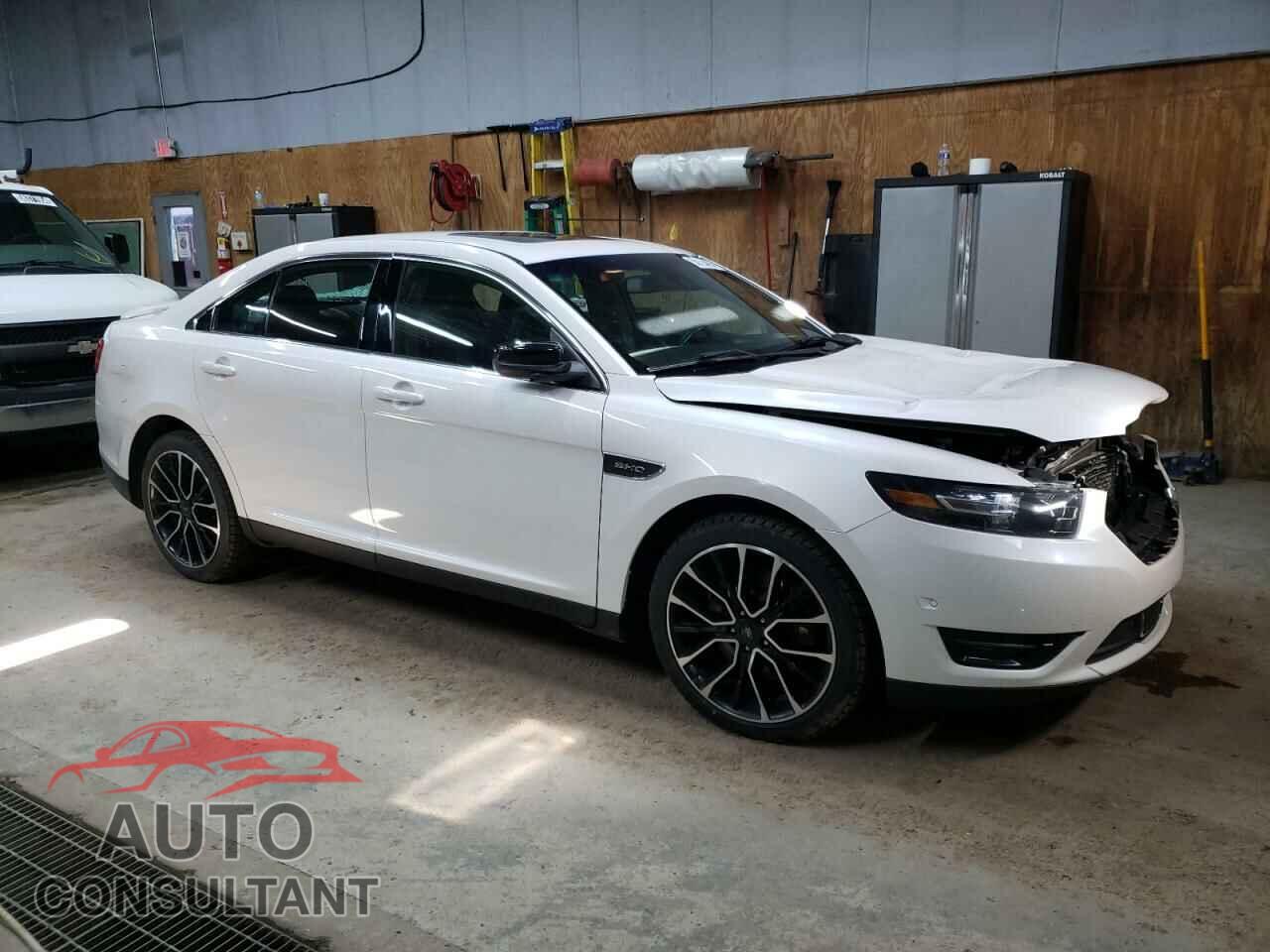 FORD TAURUS 2017 - 1FAHP2KT2HG138939