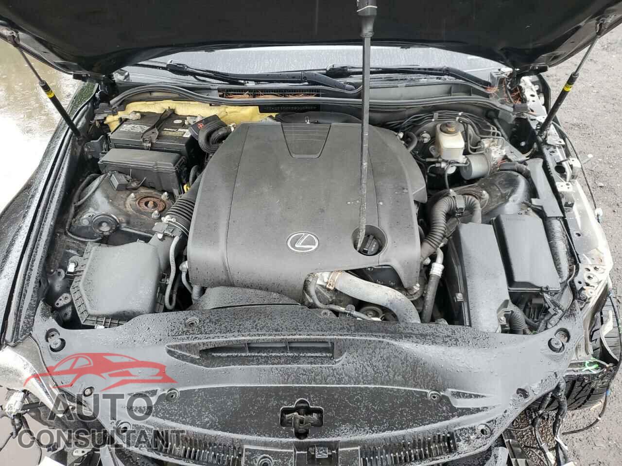 LEXUS IS 2014 - JTHCF1D25E5003949