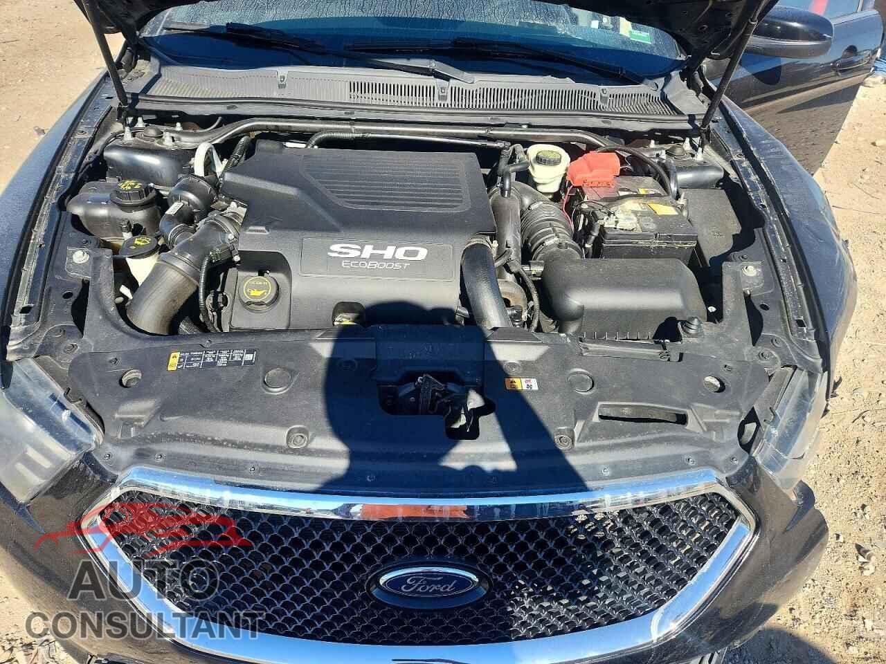 FORD TAURUS 2015 - 1FAHP2KT4FG181580