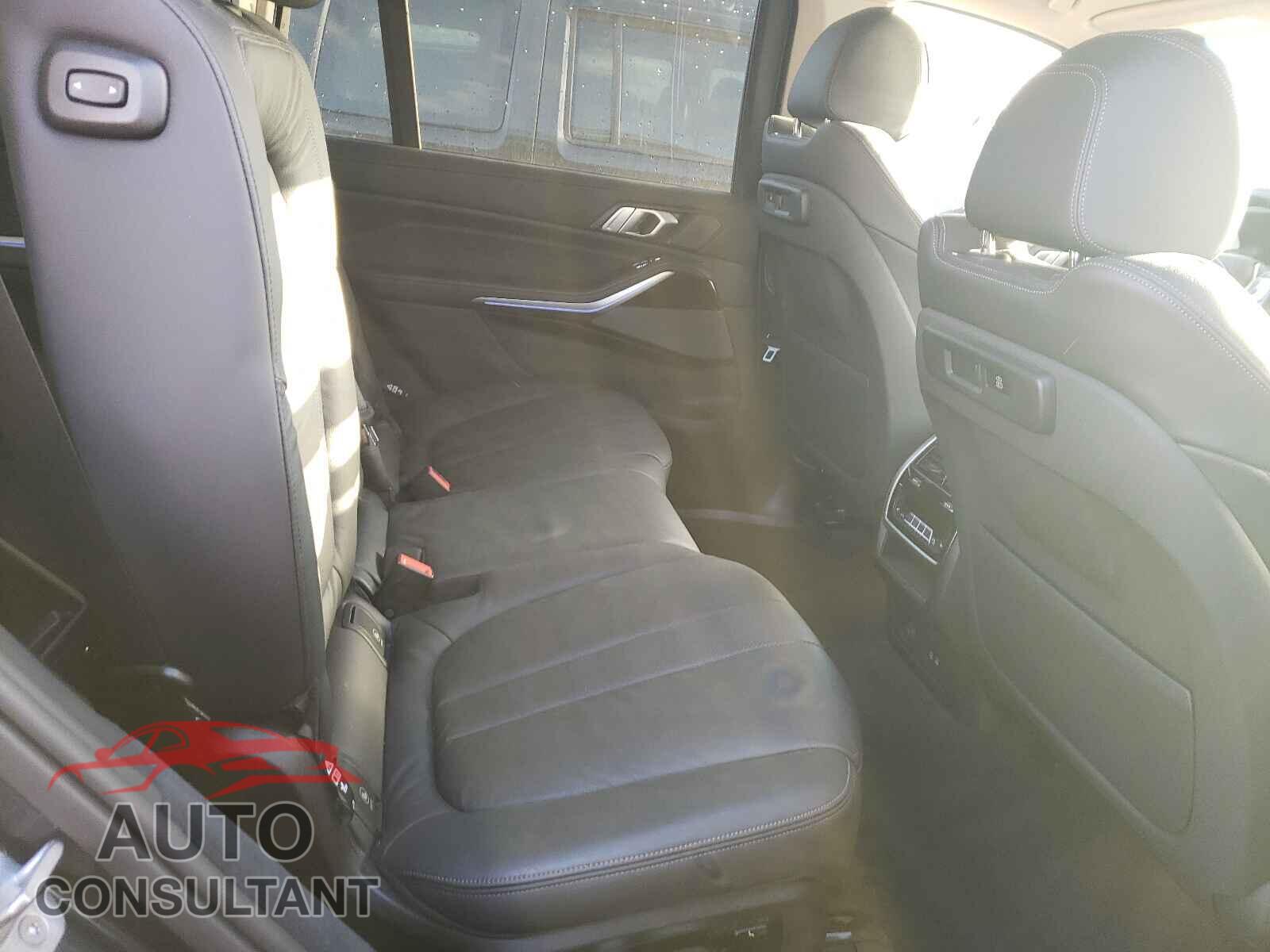 BMW X7 2019 - 5UXCW2C5XKL081684