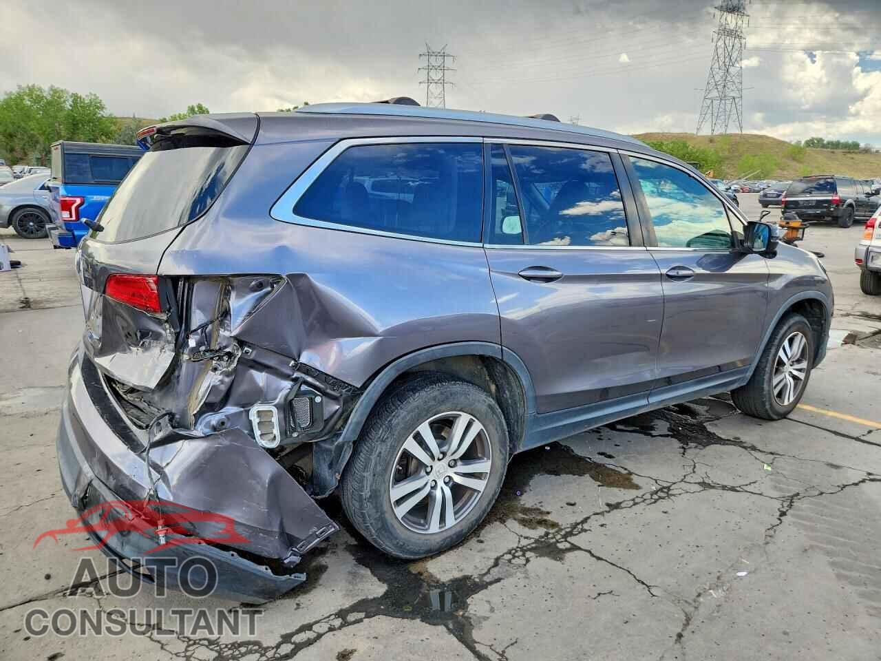 HONDA PILOT 2017 - 5FNYF6H49HB071142