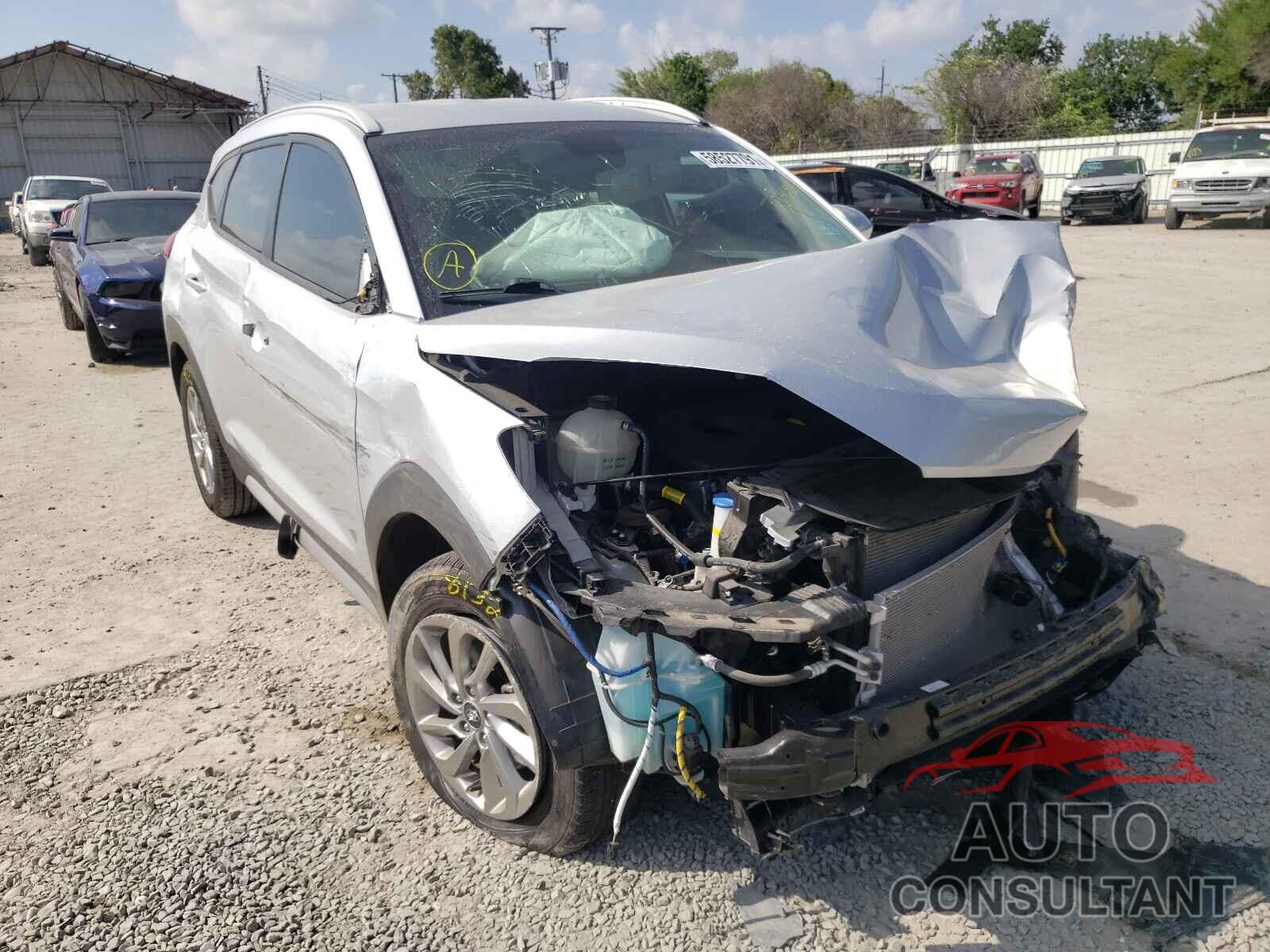 HYUNDAI TUCSON 2018 - KM8J33A47JU620428
