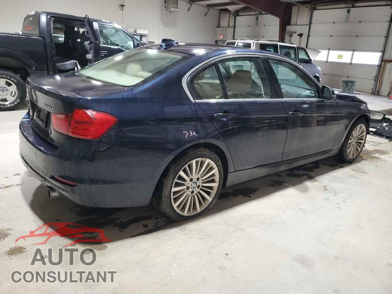 BMW 3 SERIES 2015 - WBA3B9C52FF589221