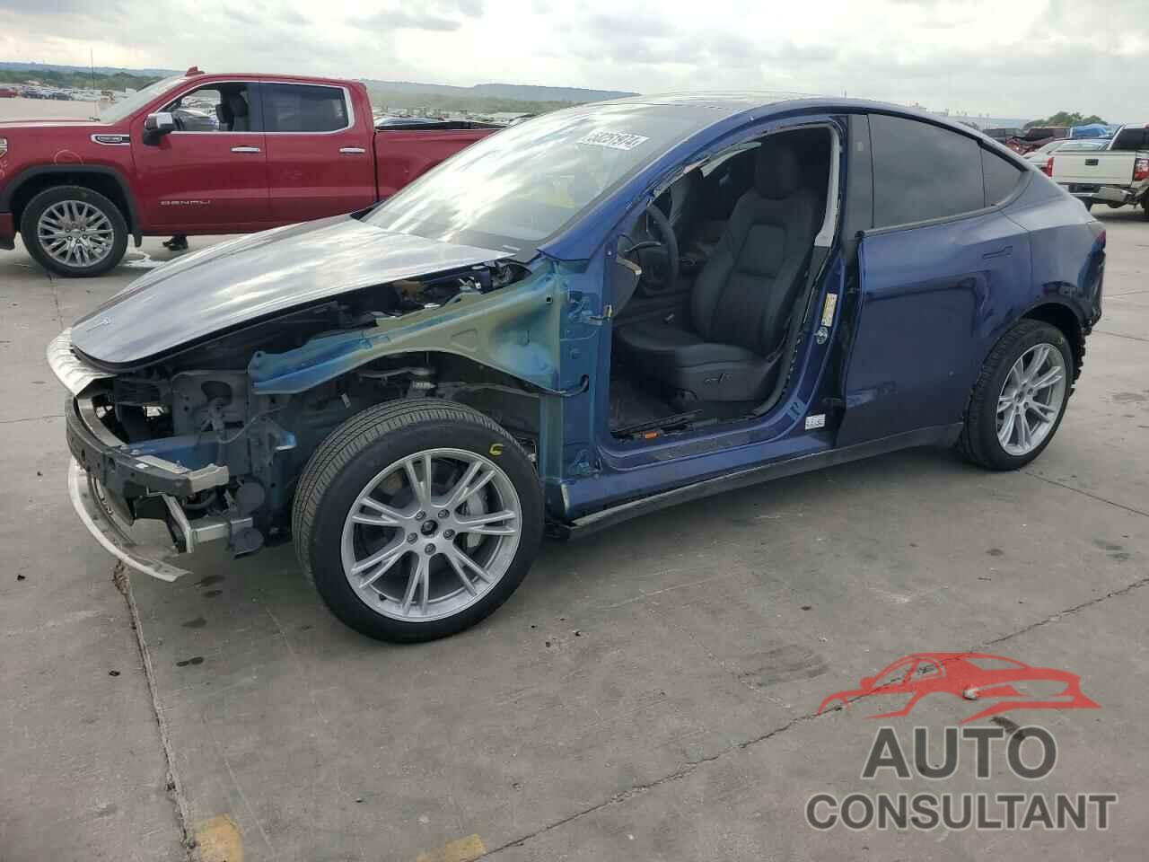 TESLA MODEL Y 2023 - 7SAYGDEE8PA160777