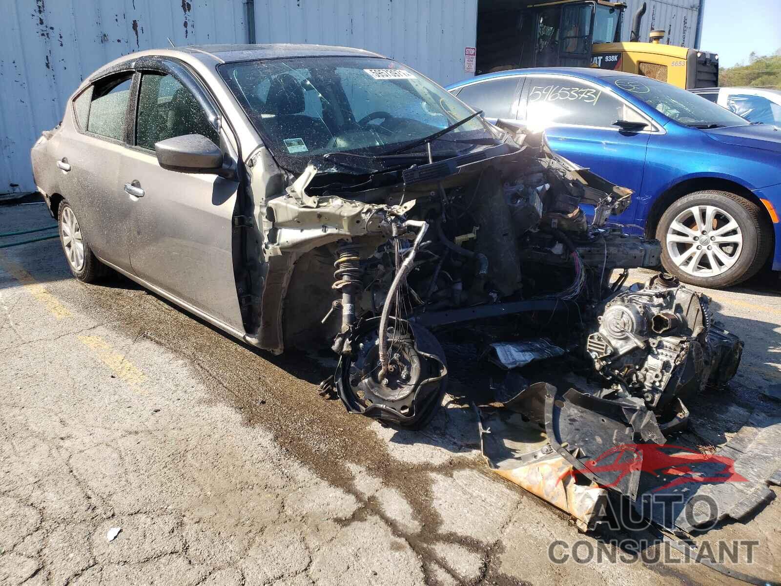 NISSAN VERSA 2017 - 3N1CN7APXHL810322
