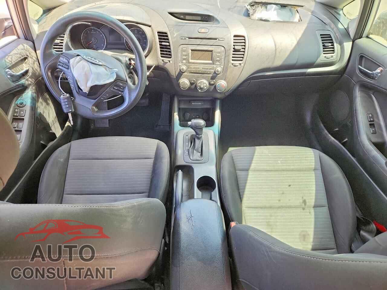 KIA FORTE 2015 - KNAFX4A68F5259182