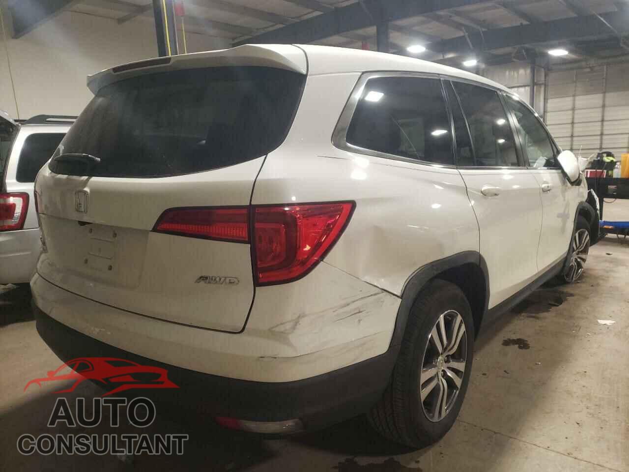HONDA PILOT 2017 - 5FNYF6H30HB092761