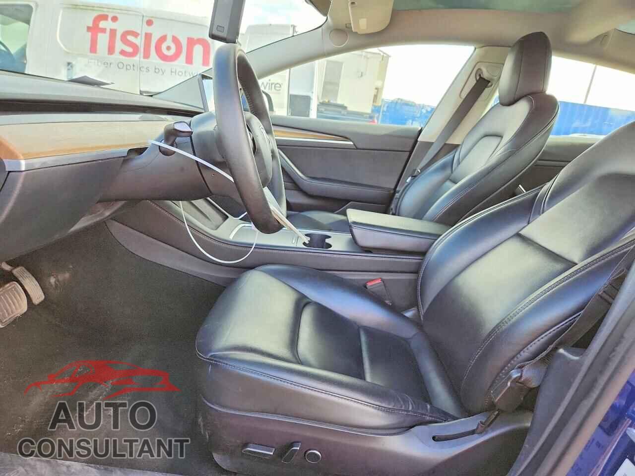 TESLA MODEL 3 2022 - 5YJ3E1EA2NF289901