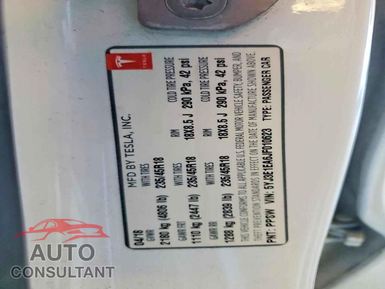 TESLA MODEL 3 2018 - 5YJ3E1EA6JF010623